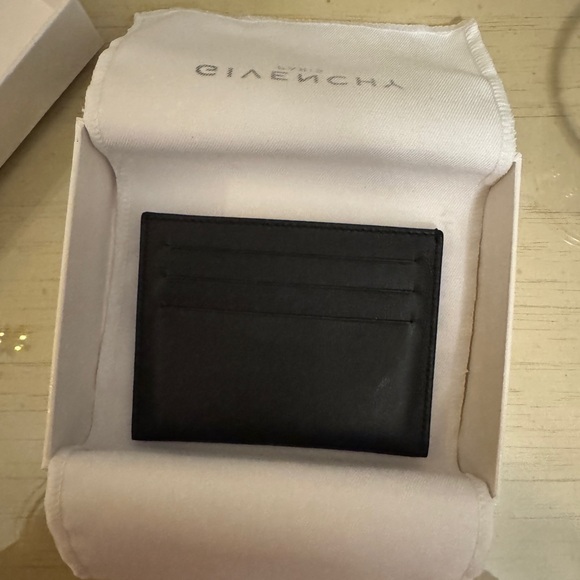 Givenchy Cardholder Wallet - Picture 4 of 6